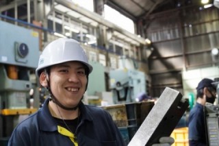 弊社への入社を検討されている方へ一言お願いします。